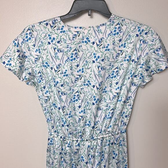 NEW Victoria’s Secret floral silky satiny tie waist romper jumpsuit cover up - Picture 10 of 12